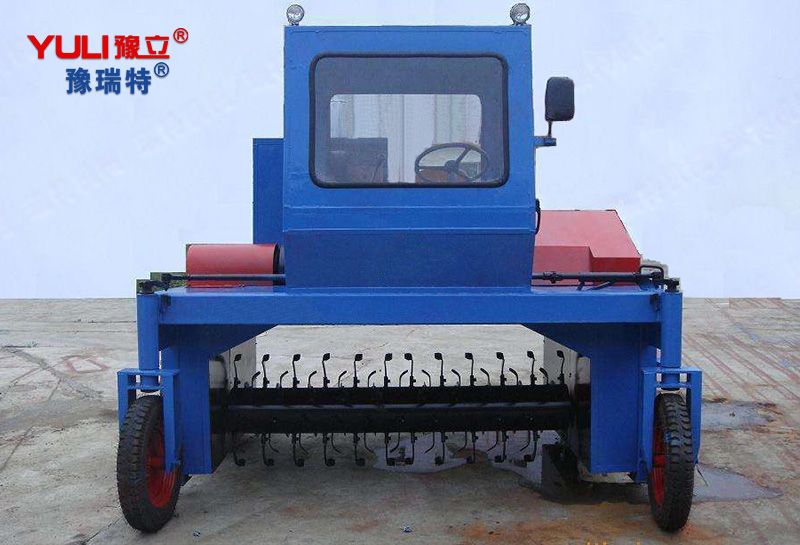 YULI-2型轮式翻堆机